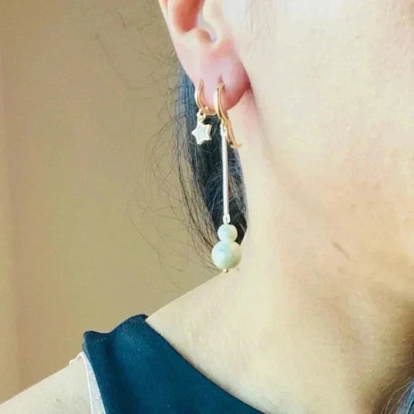 Long Dangle Earrings with Pearl - Picture 6 of 6